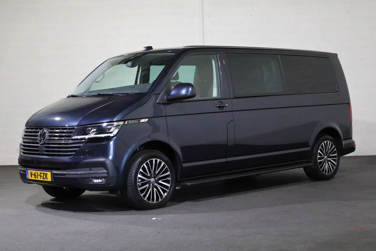 Volkswagen Transporter (2024) — foto 1