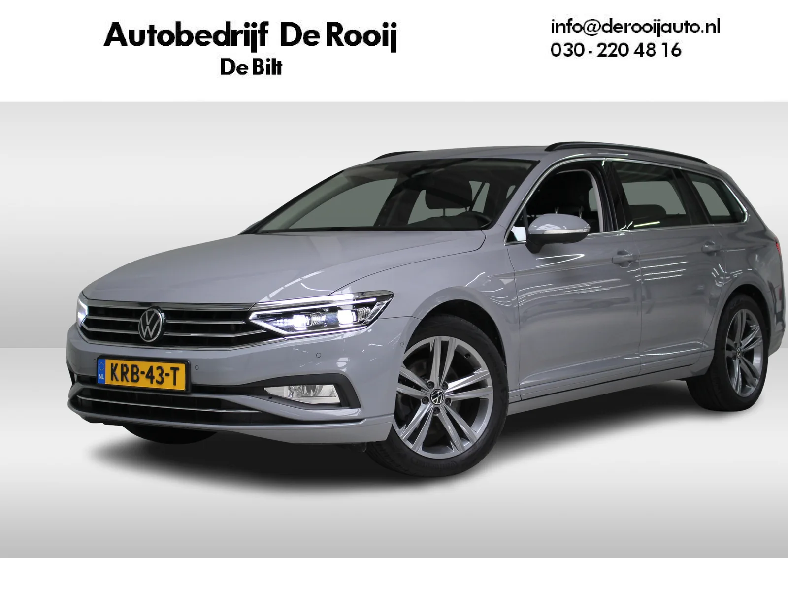 Volkswagen Passat (2023) — foto 1