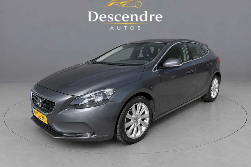 Volvo V40 (2014)