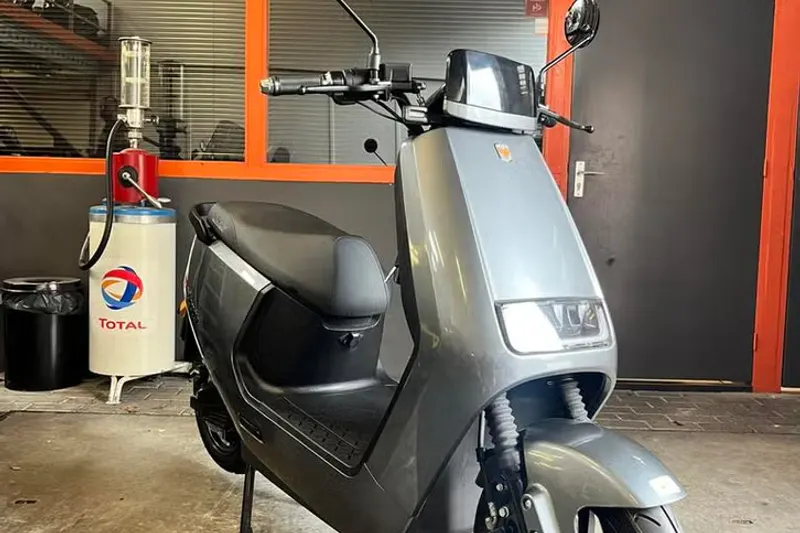 La Souris S6 (2022)