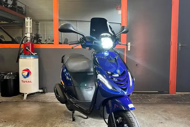 Piaggio Zip (2023)