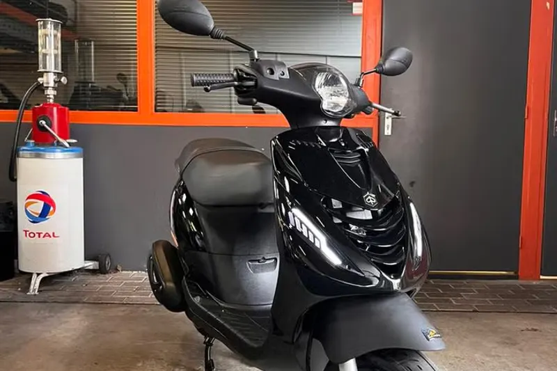 Piaggio Zip (2022)