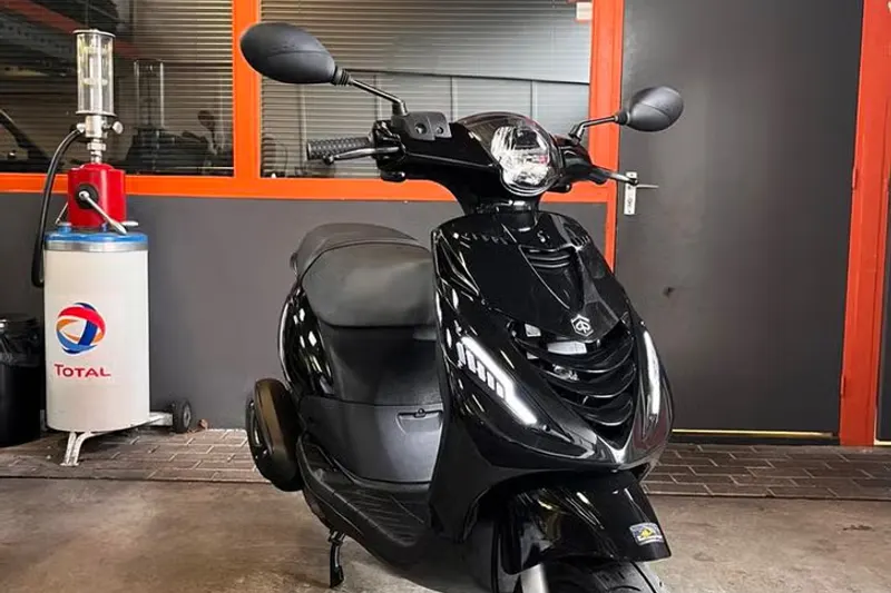 Piaggio Zip (2024)
