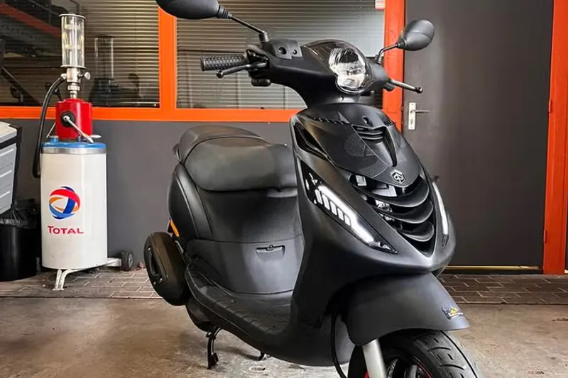 Piaggio Zip (2024)