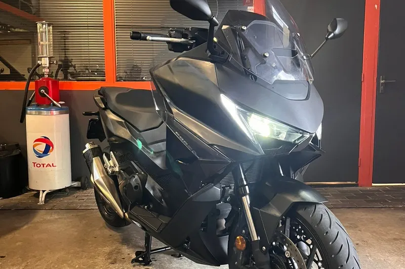 Honda NSS 750 Forza (2025)