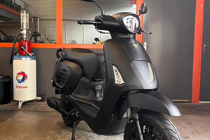 La Souris Designo motorscooter 125cc Mijn FavorietenLa souris (2024)