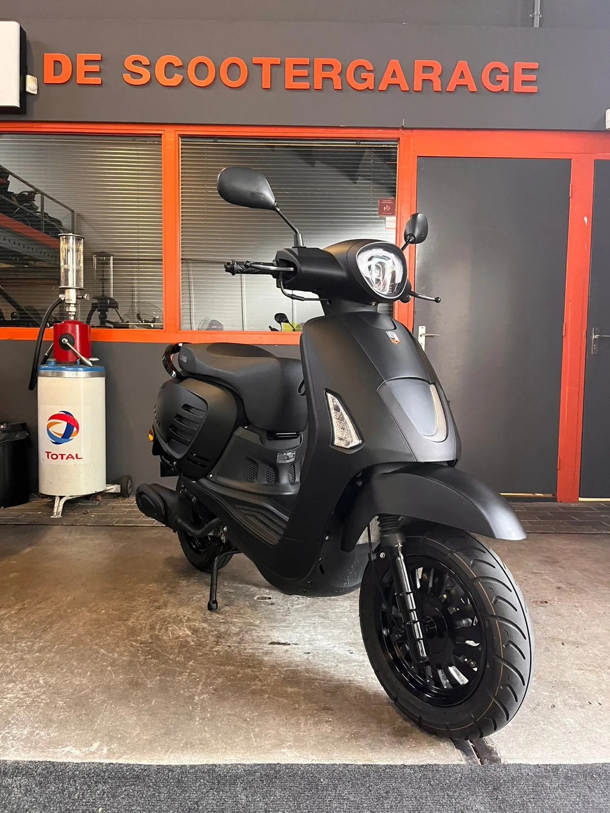 La Souris Designo motorscooter 125cc Mijn FavorietenLa souris (2024) — foto 1