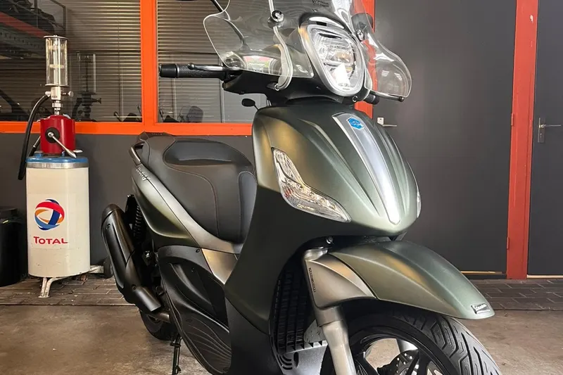 Piaggio Beverly 350 motorscooter Mijn FavorietenPiaggio (2019)