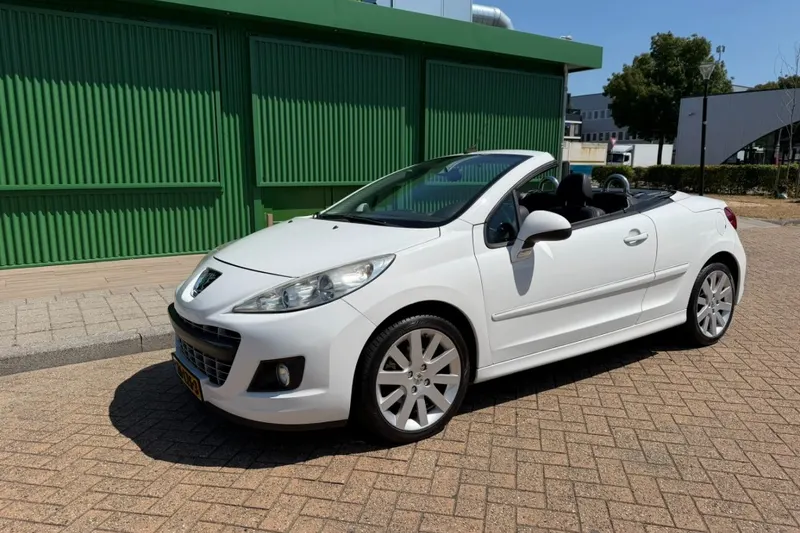 Peugeot 207 (2010)
