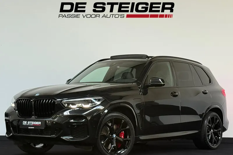 BMW X5 (2022)