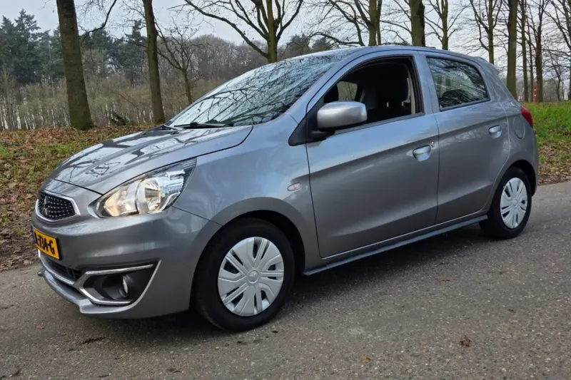 Mitsubishi Space Star (2016)