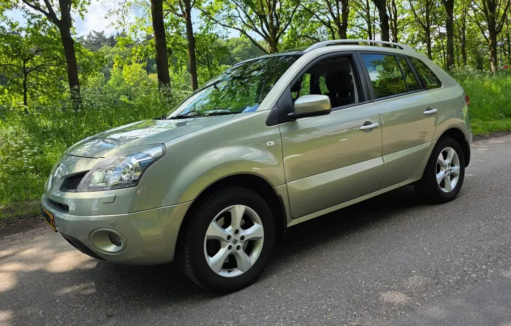 Renault Koleos (2009) — foto 1