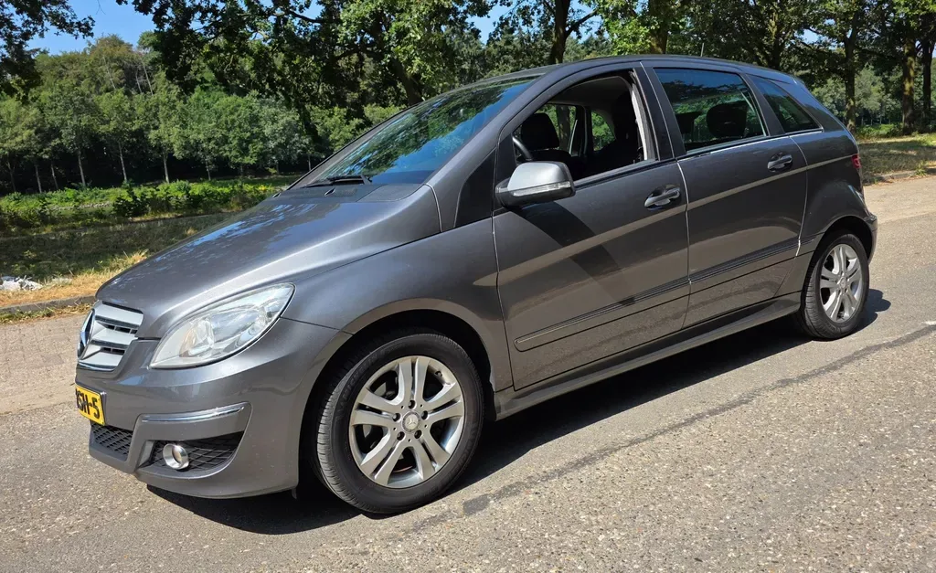 Mercedes-Benz B-Klasse (2010) — foto 1