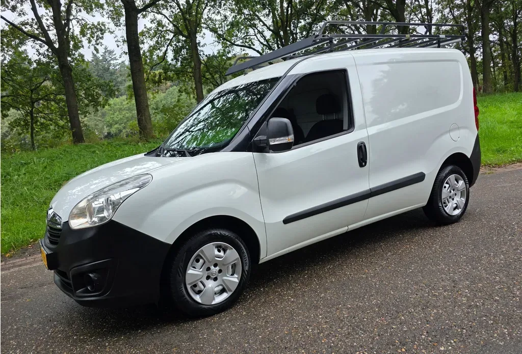 Opel Combo (2015) — foto 1