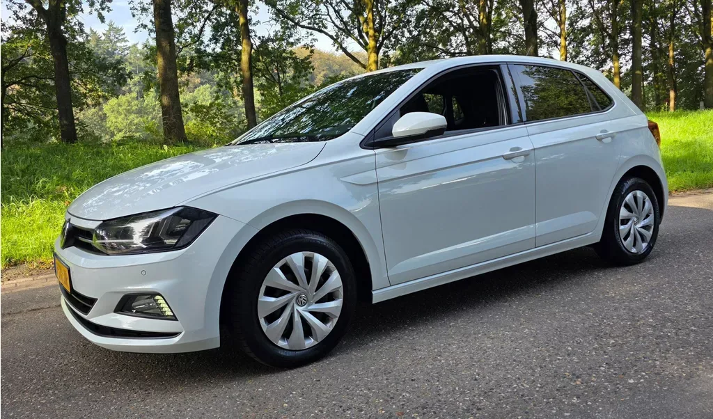 Volkswagen Polo (2019) — foto 1