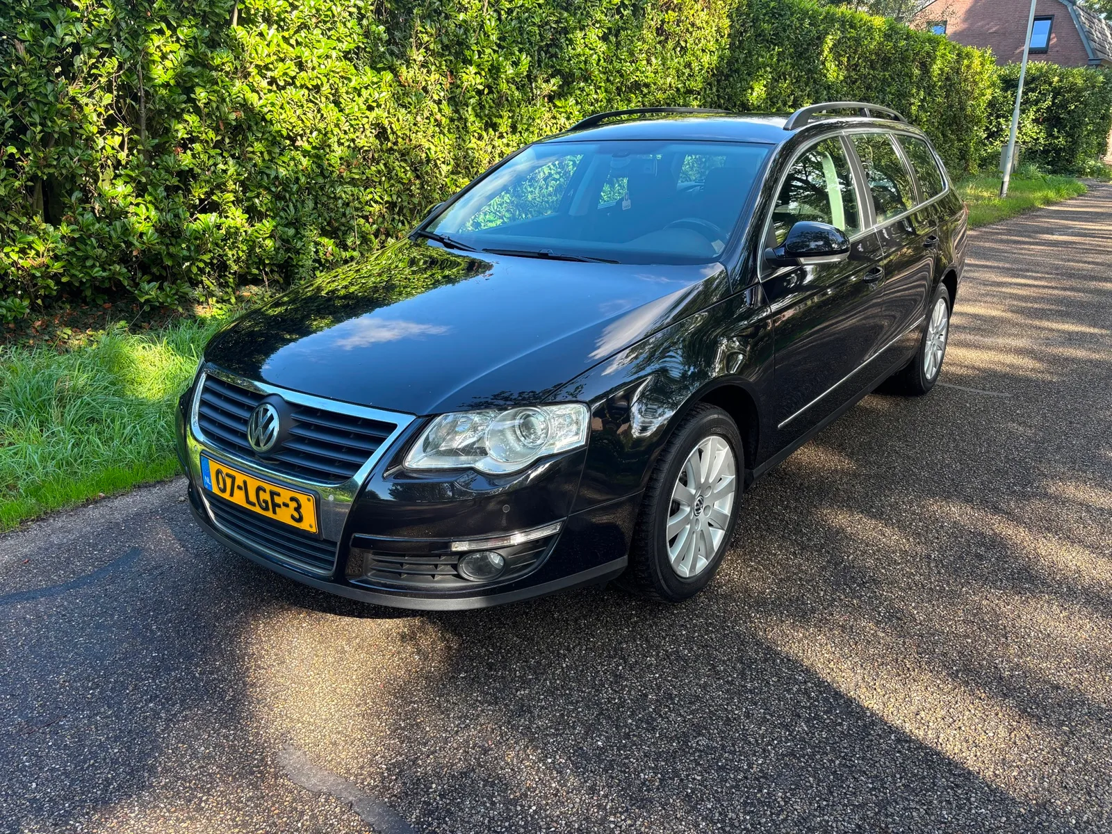 Volkswagen Passat (2010) — foto 1