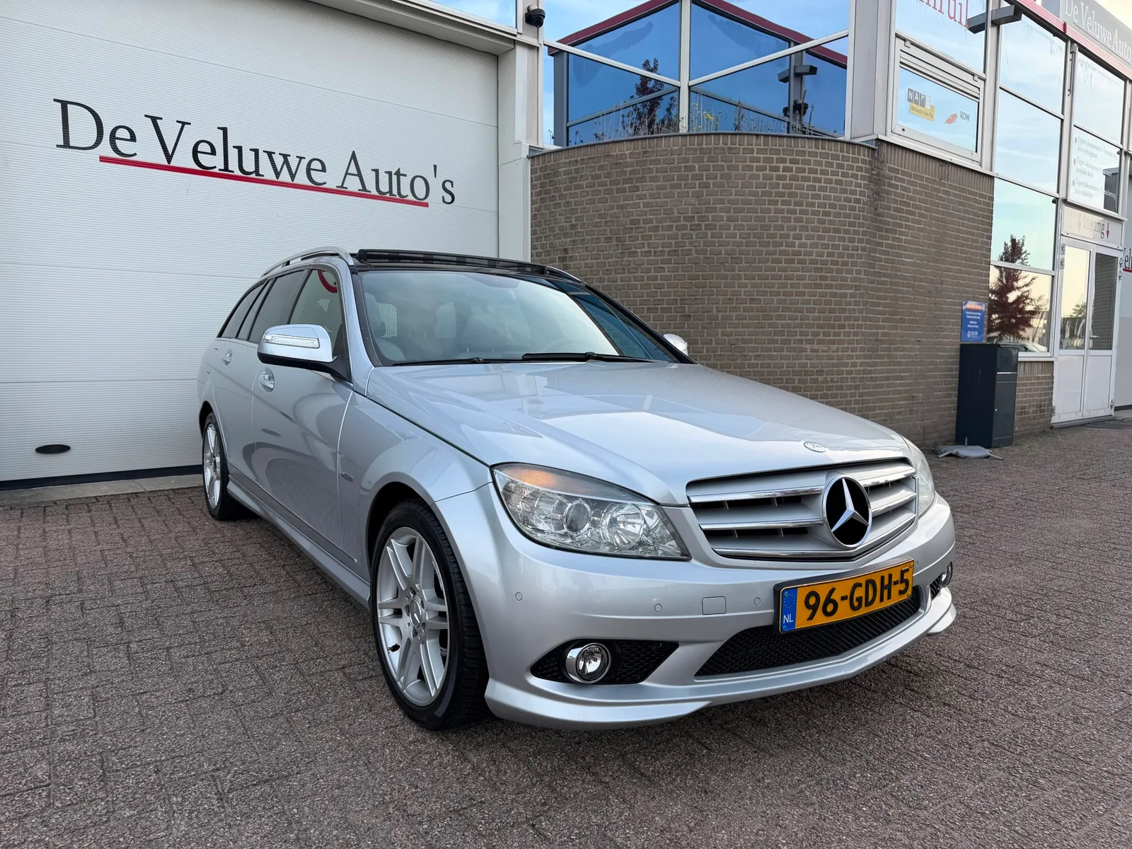 Mercedes-Benz C-Klasse (2008) — foto 1