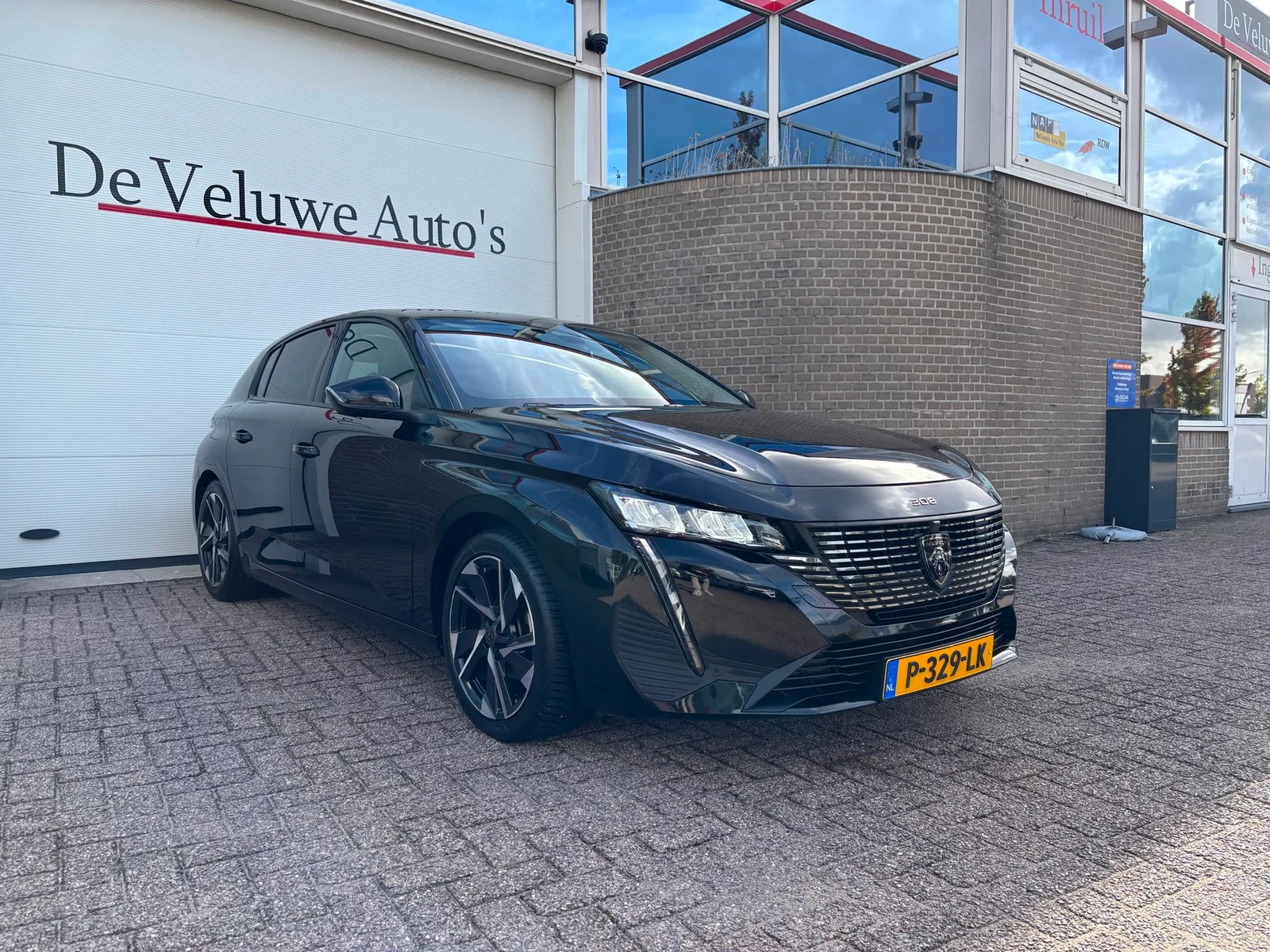 Peugeot 308 (2022) — foto 1