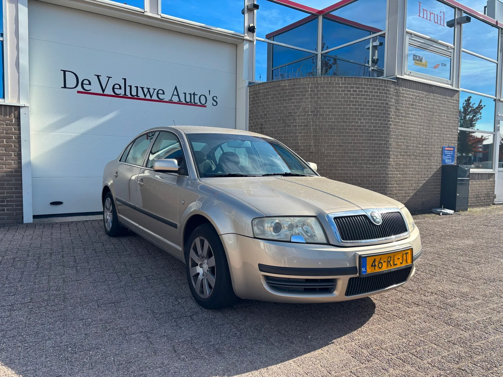 Škoda Superb (2005) — foto 1
