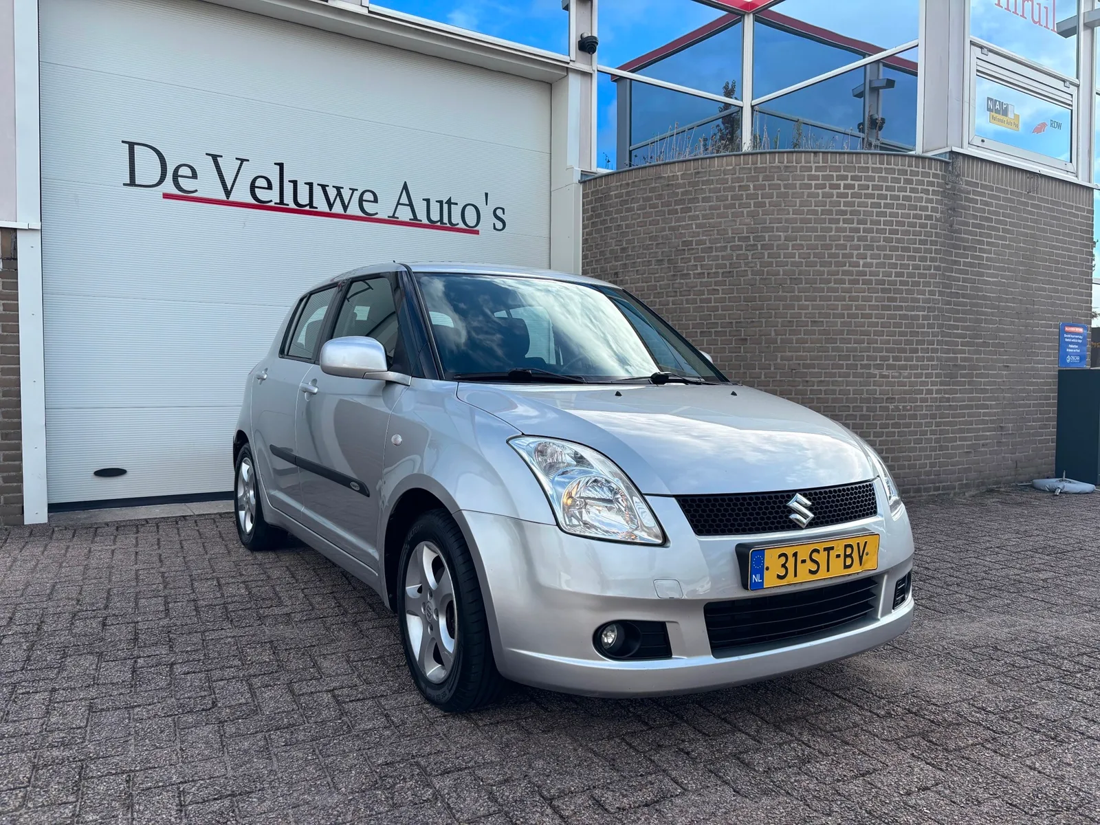 Suzuki Swift (2006) — foto 1