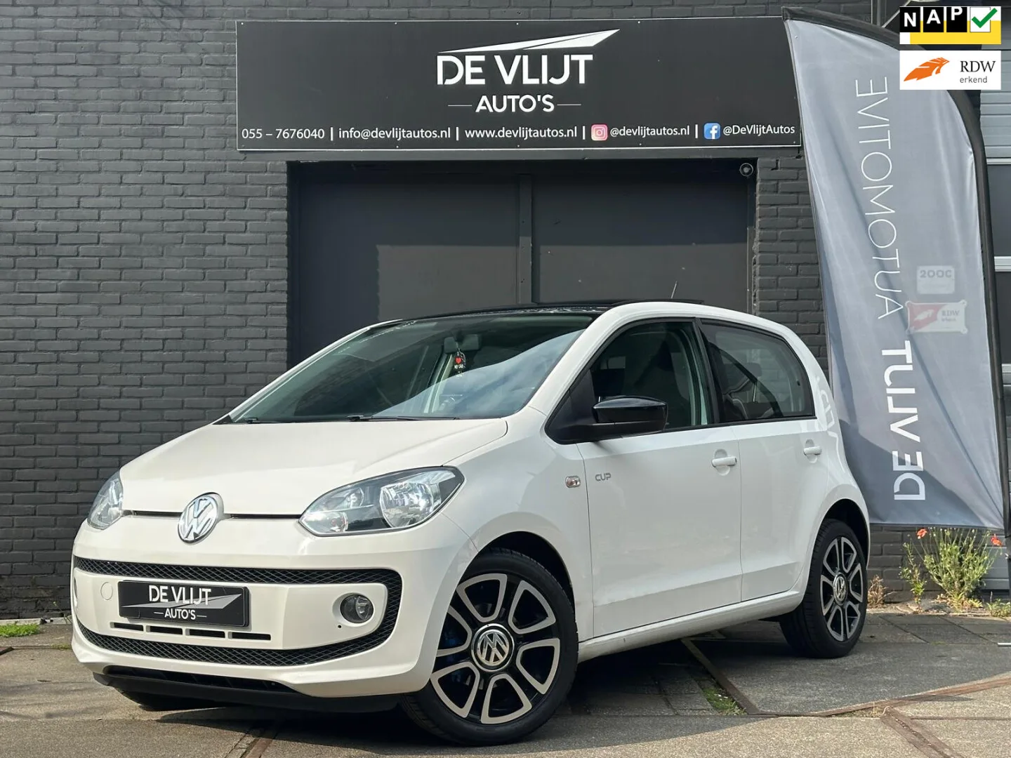 Volkswagen Up! (2014) — foto 1