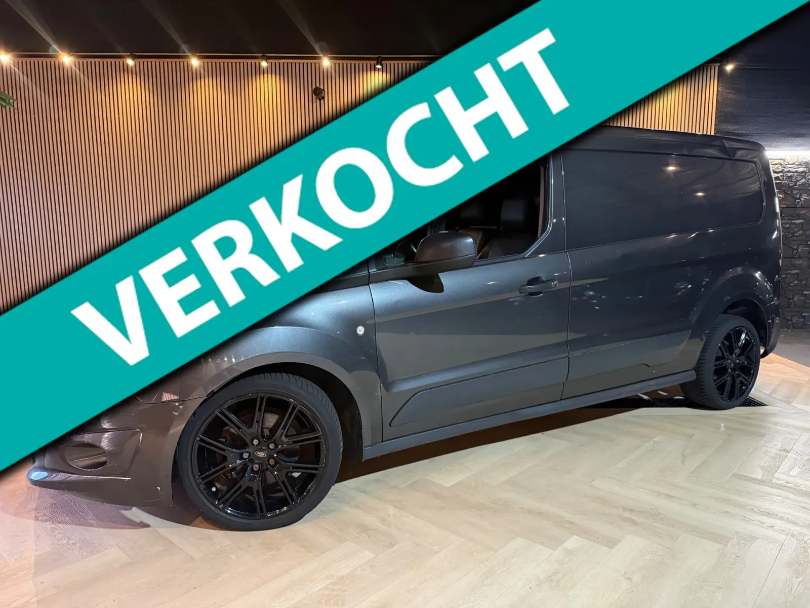 Ford Transit Connect (2018) — foto 1
