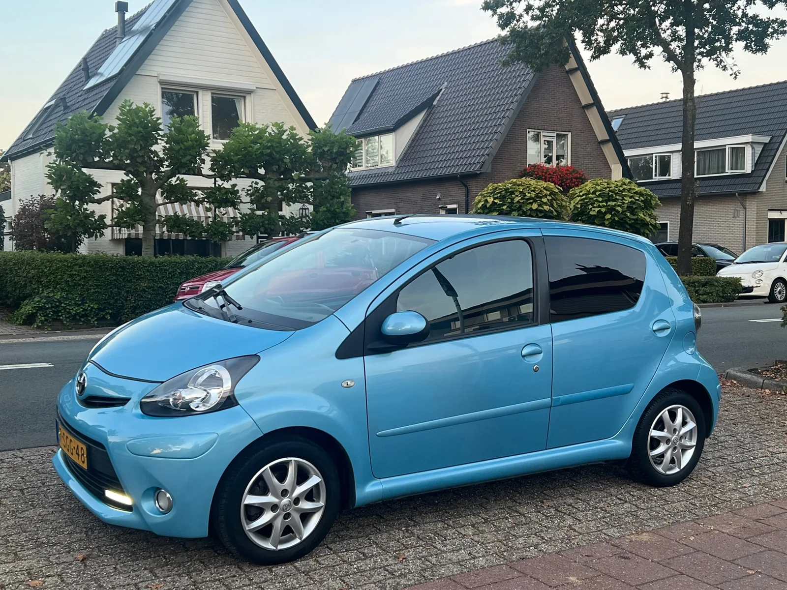 Toyota Aygo (2013) — foto 1