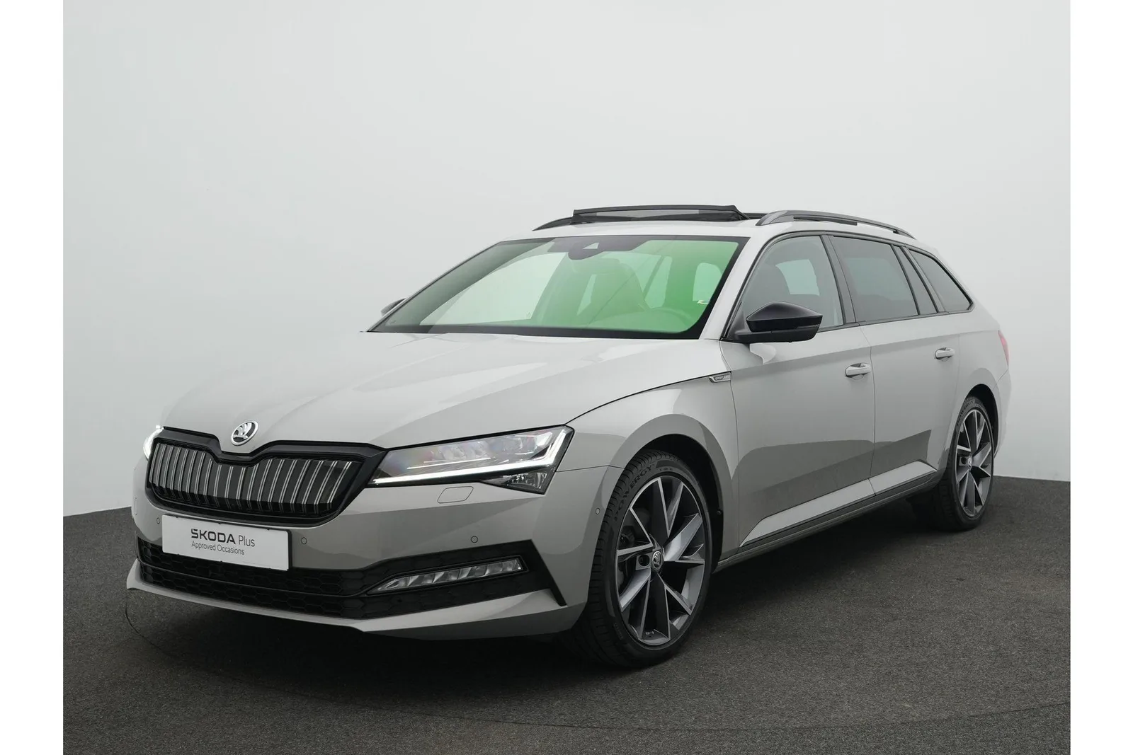 Škoda Superb (2023) — foto 1