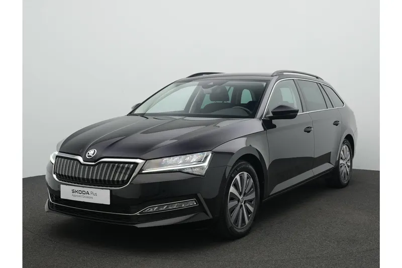 Škoda Superb (2023)