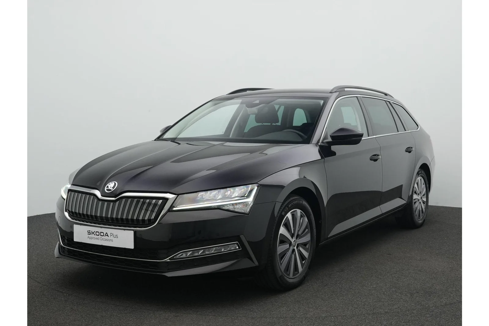 Škoda Superb (2023) — foto 1
