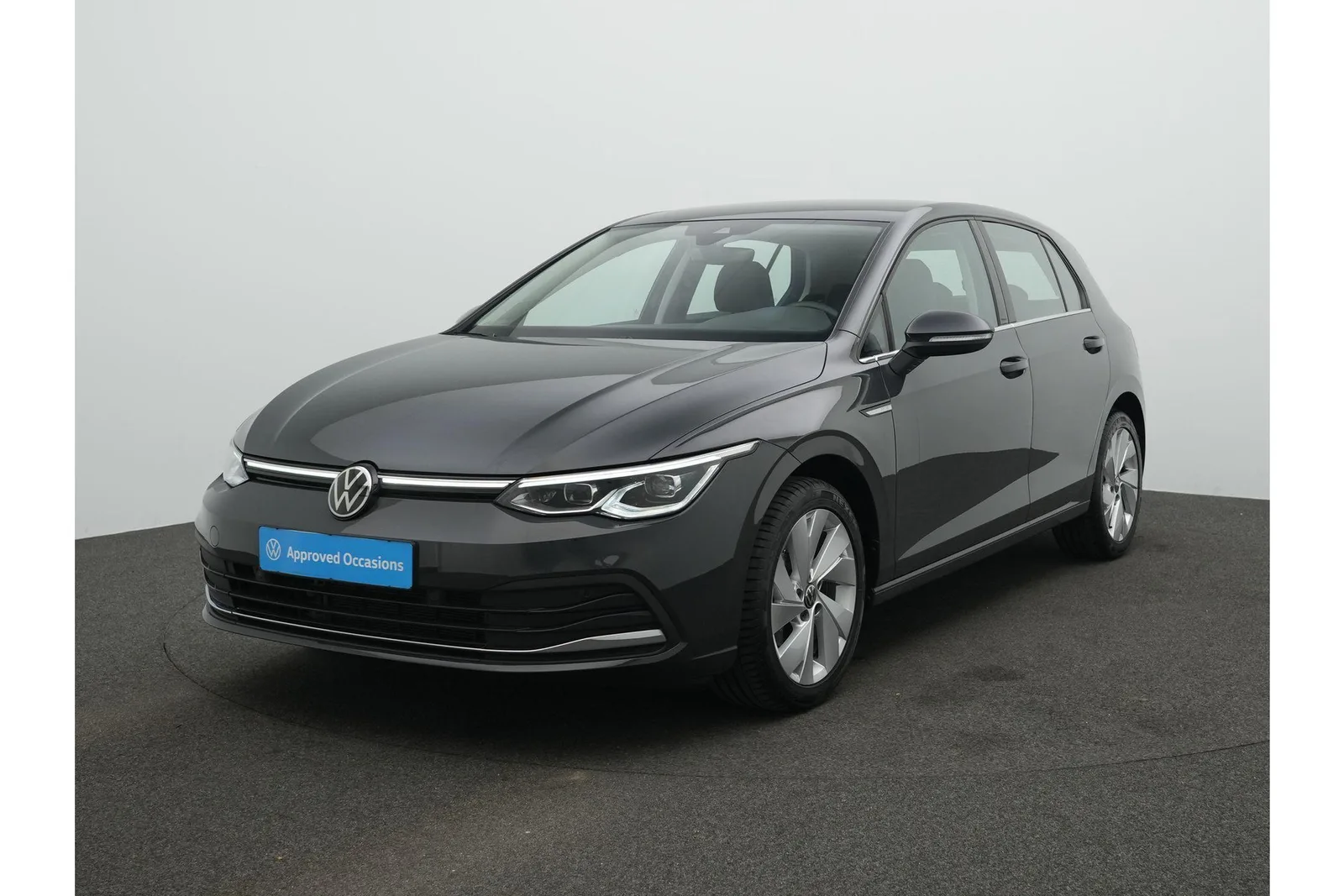 Volkswagen Golf (2024) — foto 1