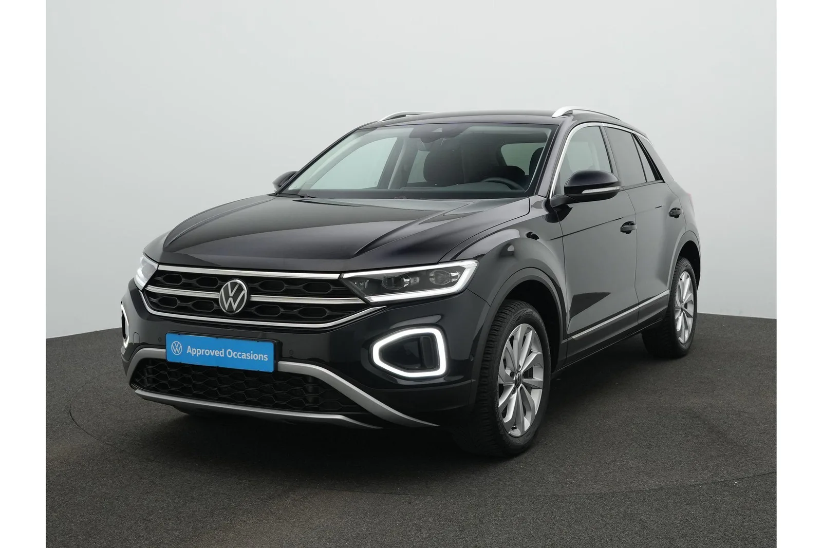 Volkswagen T-Roc (2024) — foto 1