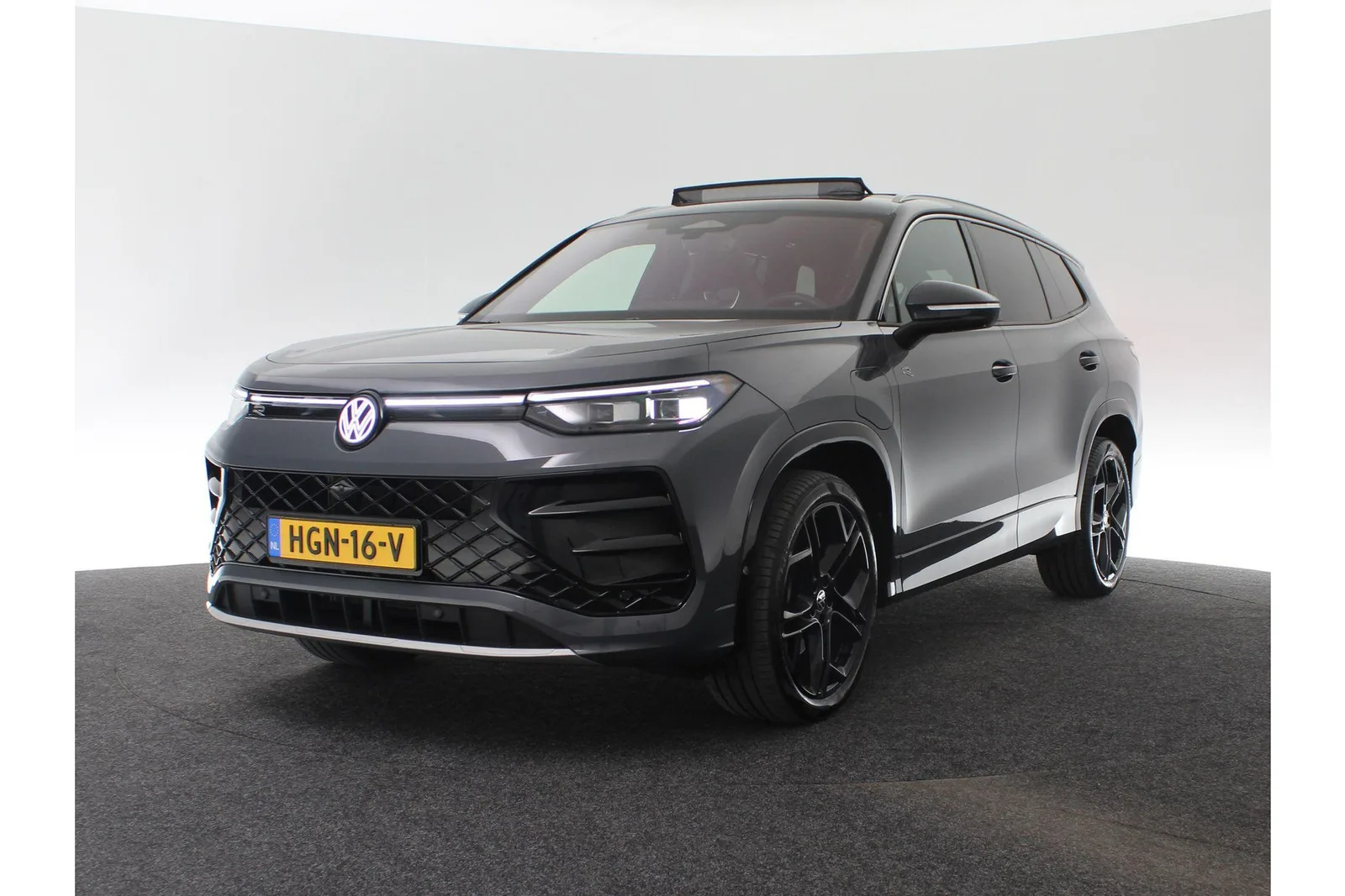 Volkswagen Tayron (2025) — foto 1