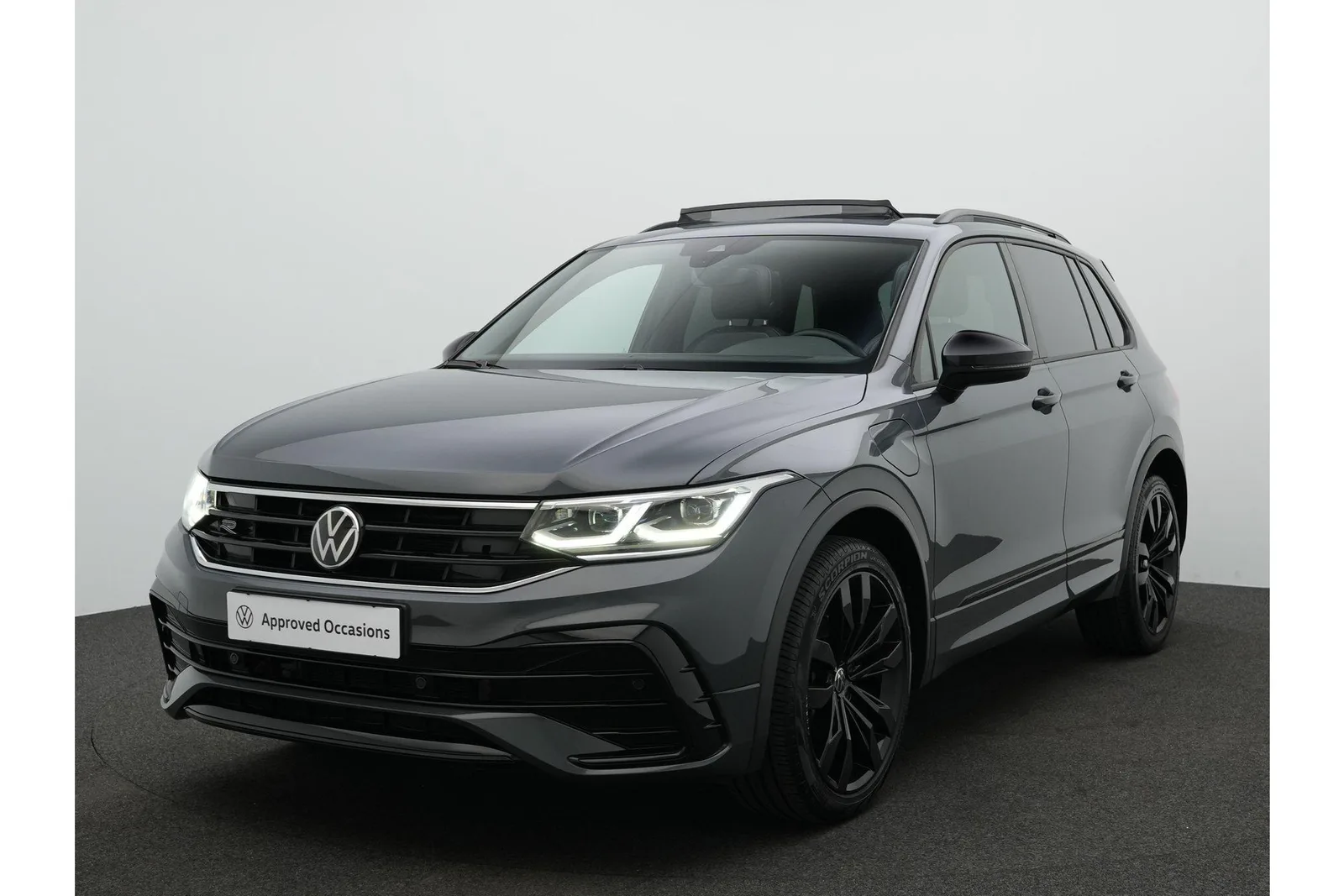 Volkswagen Tiguan (2022) — foto 1