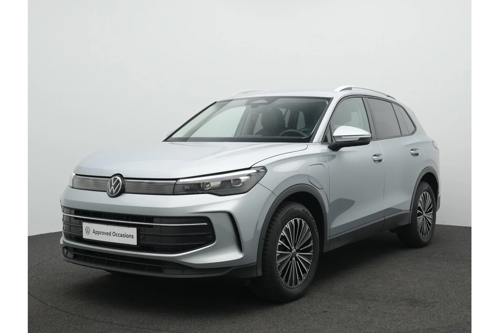 Volkswagen Tiguan (2025) — foto 1