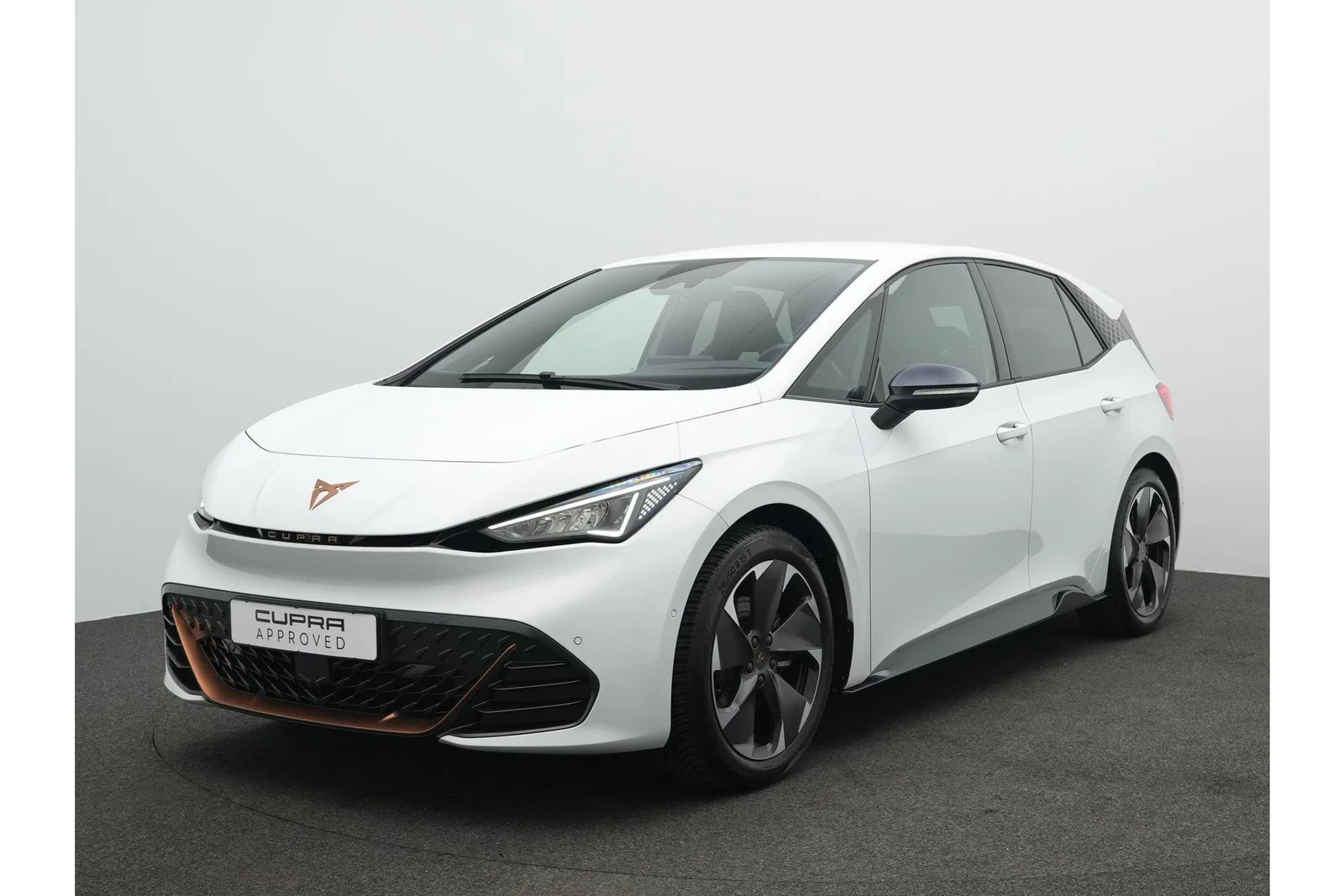 CUPRA Born (2023) — foto 1