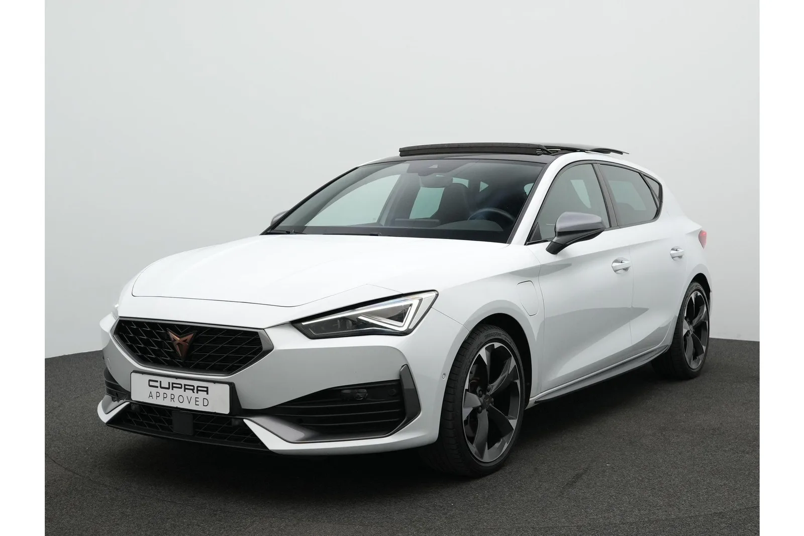 CUPRA Leon (2023) — foto 1
