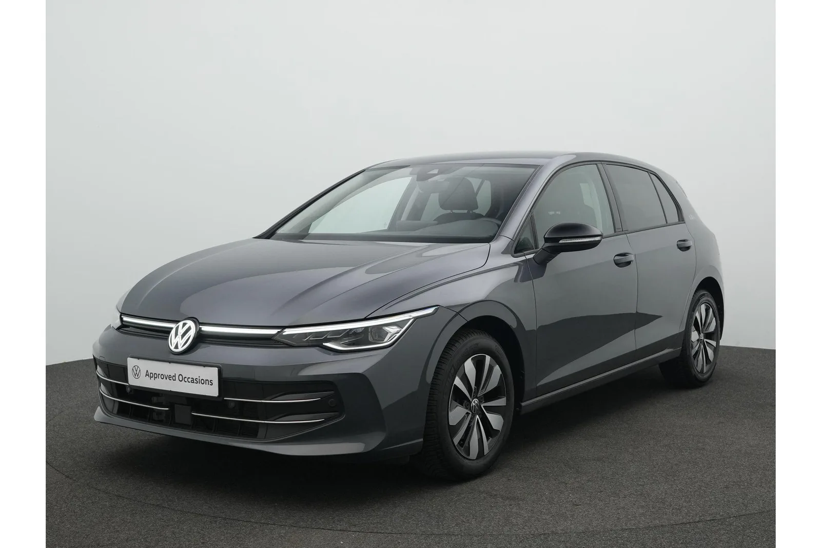 Volkswagen Golf (2025) — foto 1