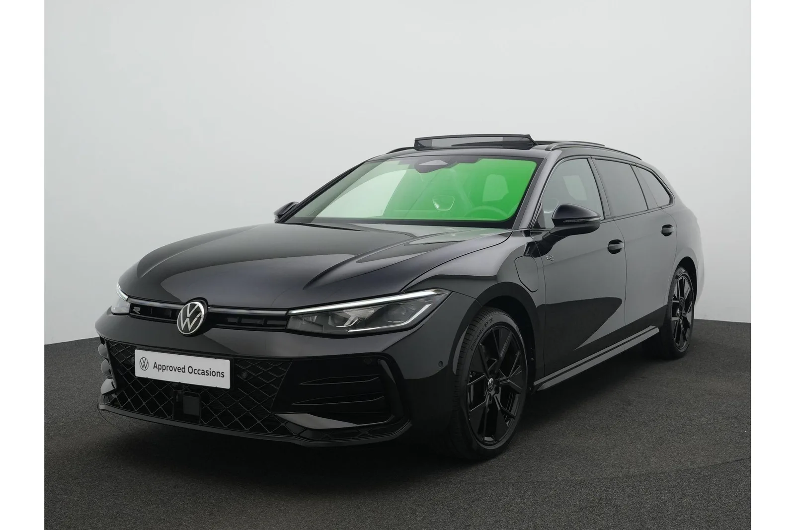 Volkswagen Passat (2025) — foto 1