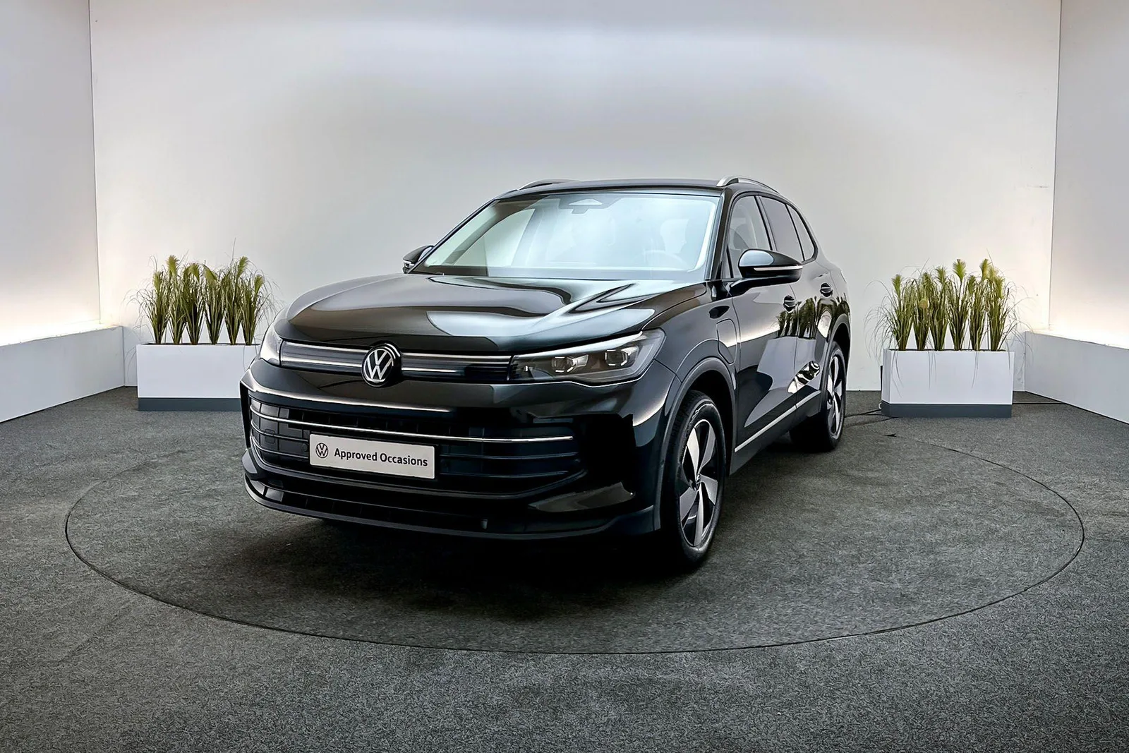 Volkswagen Tiguan (2025) — foto 1