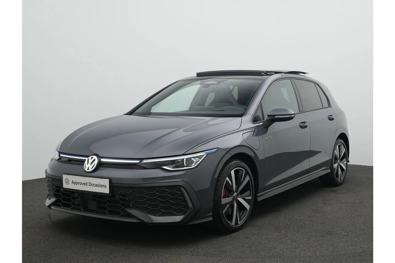 Volkswagen Golf (2025) — foto 1