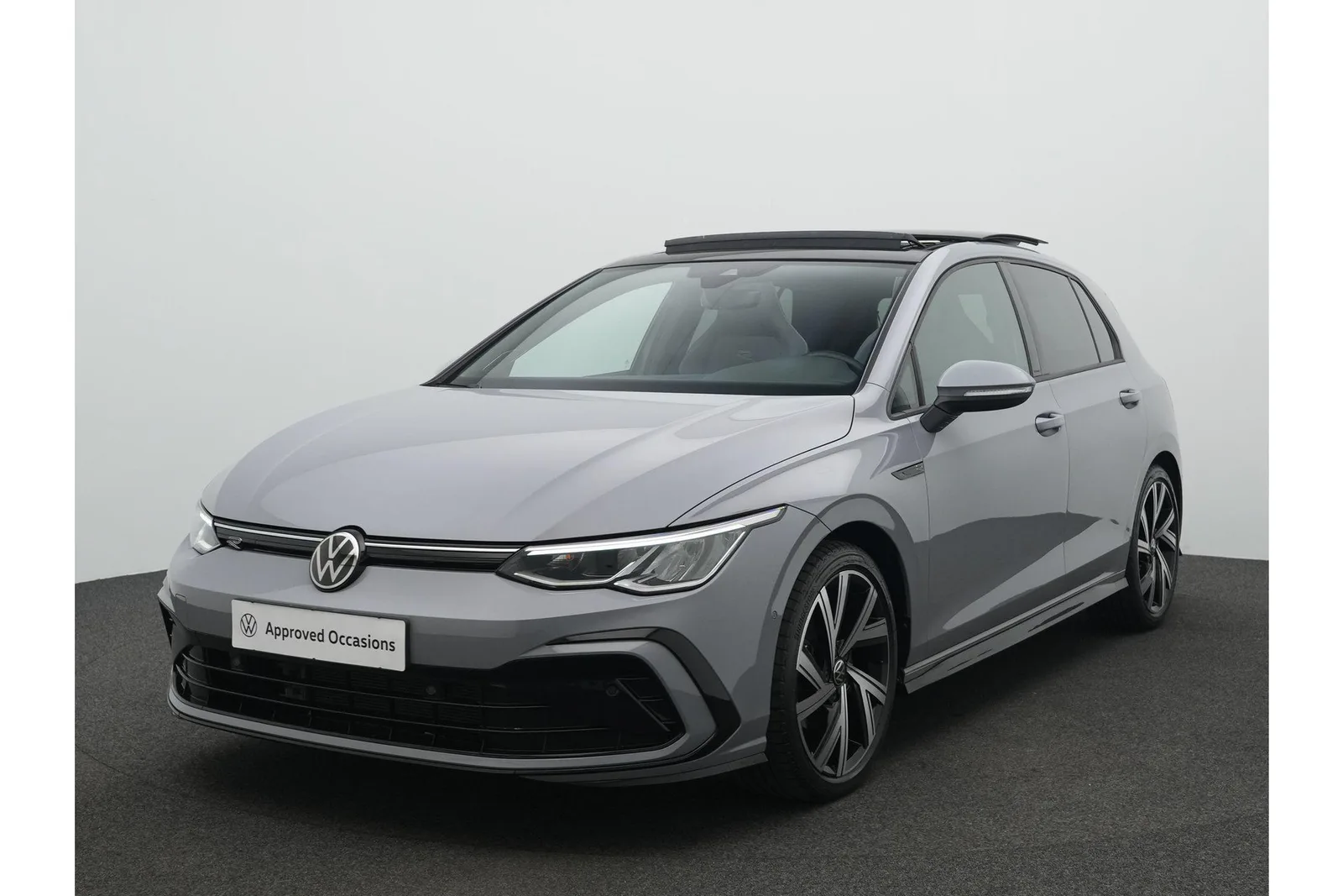 Volkswagen Golf (2023) — foto 1