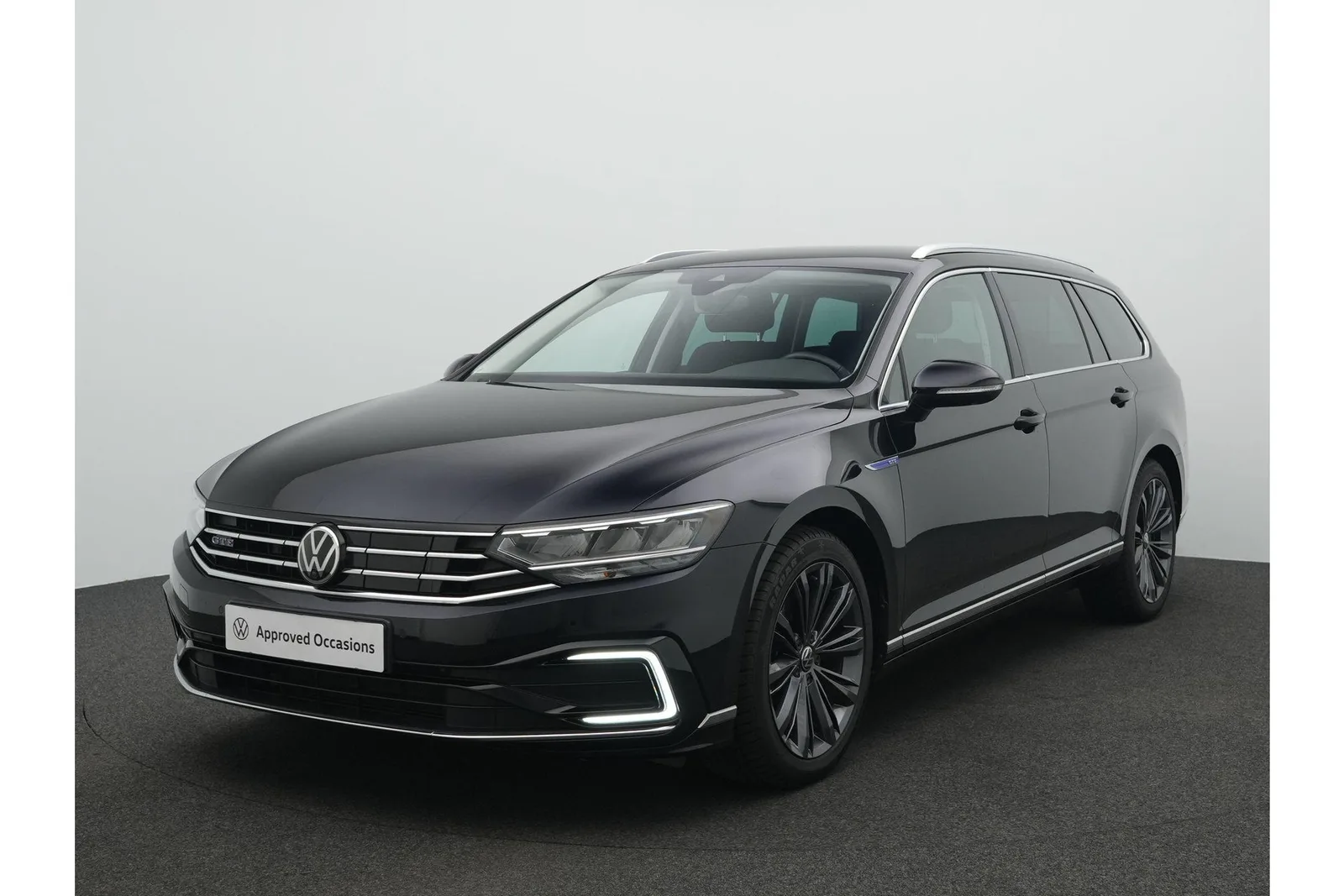Volkswagen Passat (2020) — foto 1