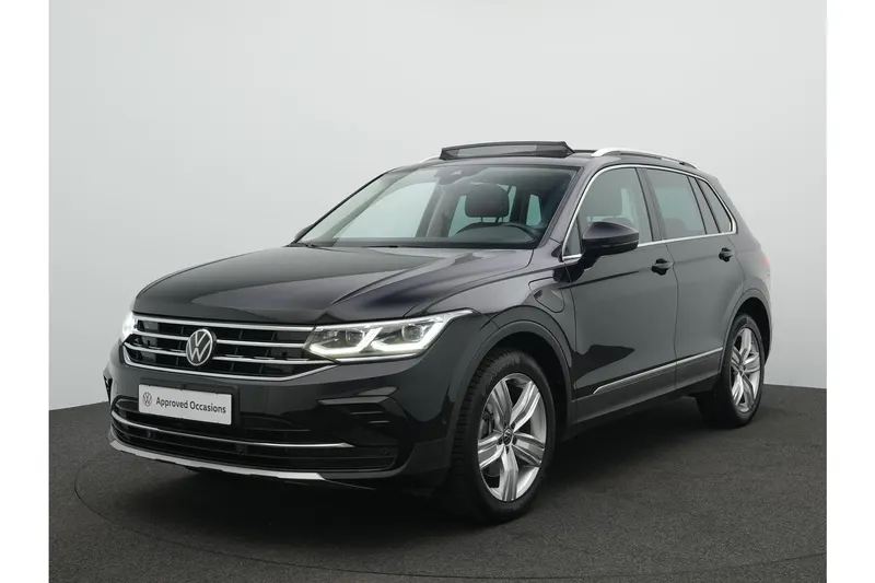 Volkswagen Tiguan (2022)