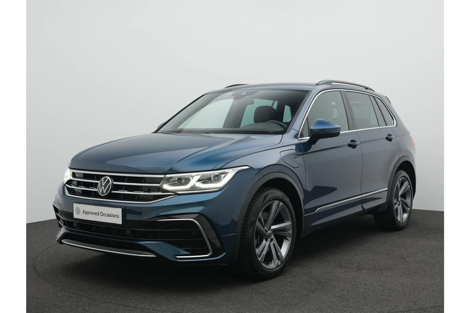 Volkswagen Tiguan (2022) — foto 1