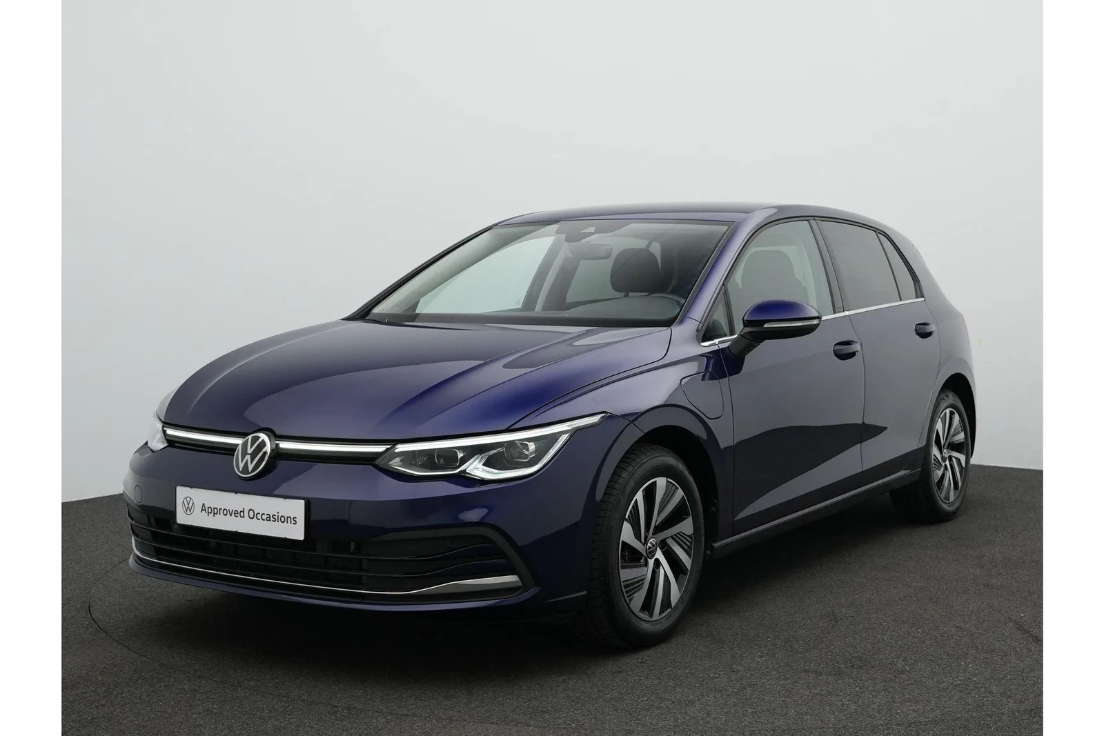 Volkswagen Golf (2022) — foto 1