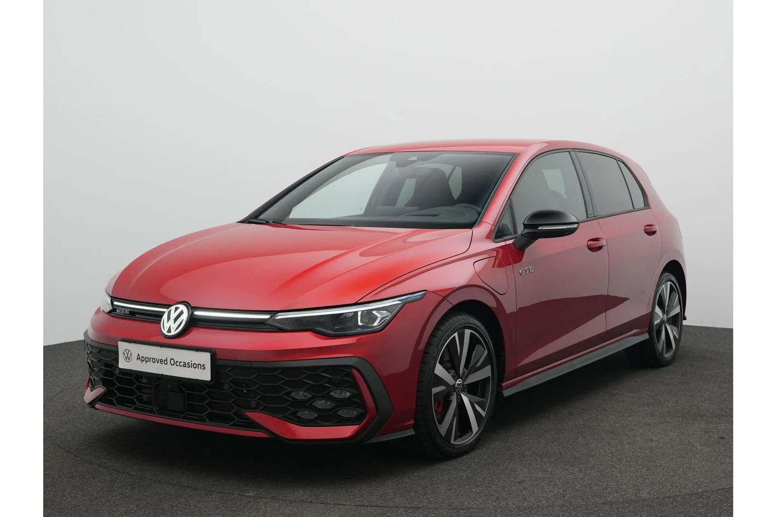 Volkswagen Golf (2025) — foto 1