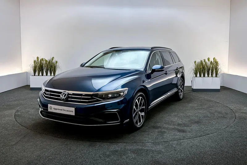 Volkswagen Passat (2023)