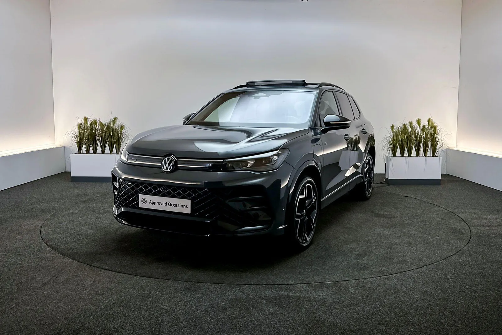 Volkswagen Tiguan (2025) — foto 1