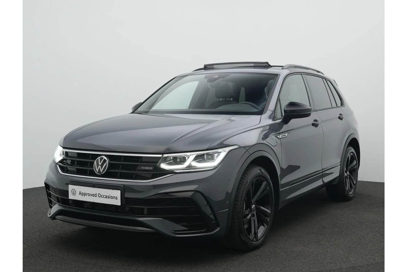 Volkswagen Tiguan (2024) — foto 1